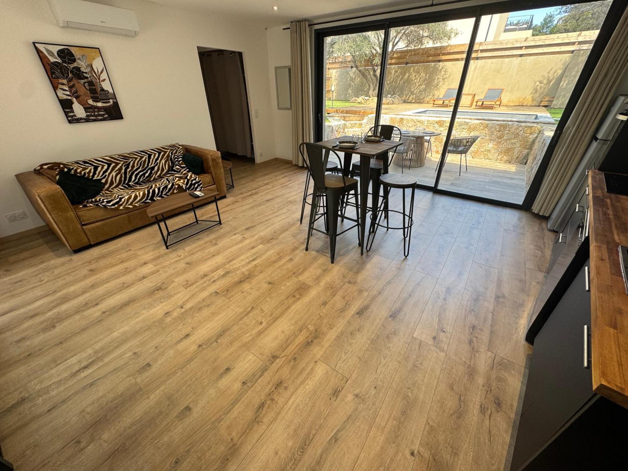 Appartamento Aria Linda Belgodère Esterno foto